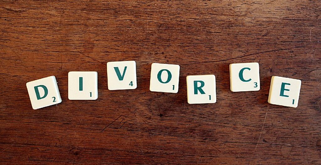 Divorcio en Whitney
